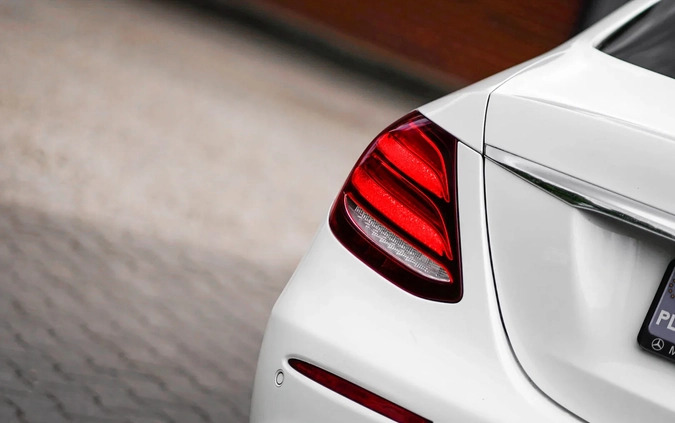 Mercedes-Benz Klasa E cena 155000 przebieg: 240000, rok produkcji 2016 z Góra małe 596